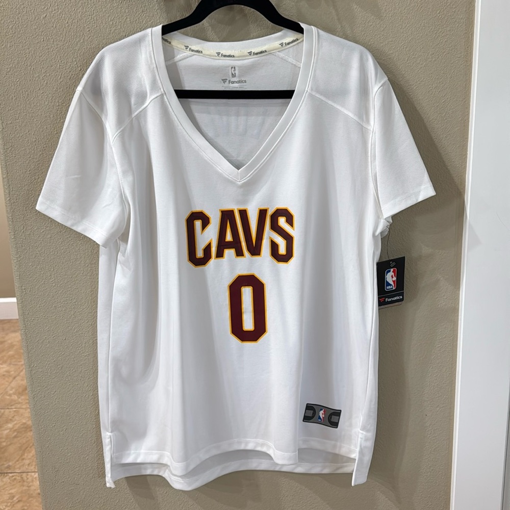 NWT women’s Cleveland Cavaliers Kevin Love jersey